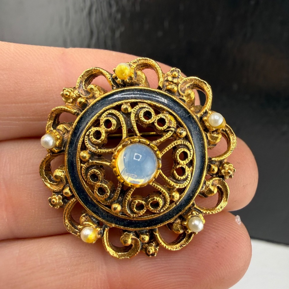Vintage Florenza Brooch Gold Tone Enamel Glass Filigree Scatter